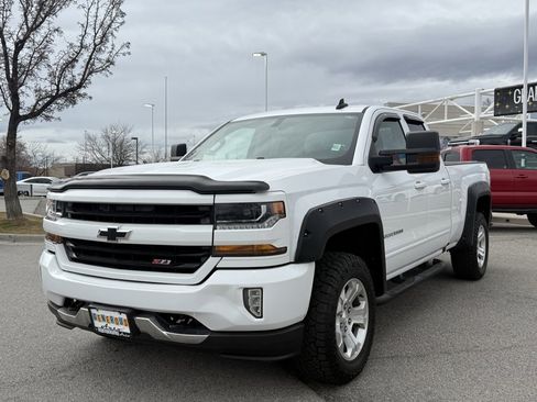 Used 2017 Chevrolet Silverado 1500 LT w/ All Star Edition image 3