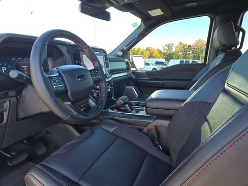 Used 2025 Ford F150 Raptor image 23