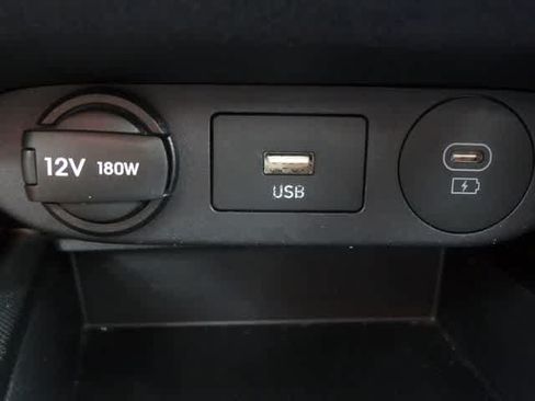 Used 2024 Hyundai Elantra SEL FWD image 37