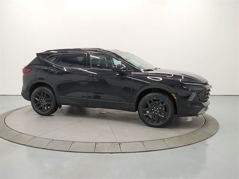 New 2026 Chevrolet Blazer LT w/ Convenience Package image 8