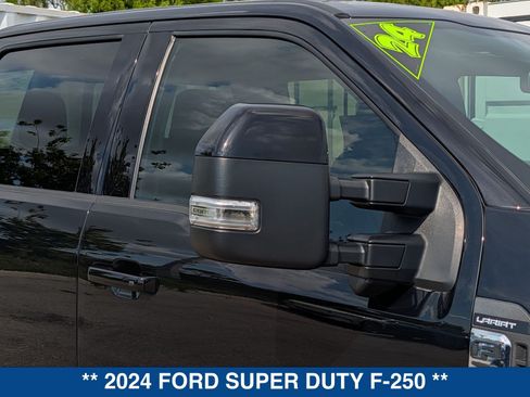 Certified 2024 Ford F250 Lariat w/ FX4 Off-Road Package AWD/4WD image 11