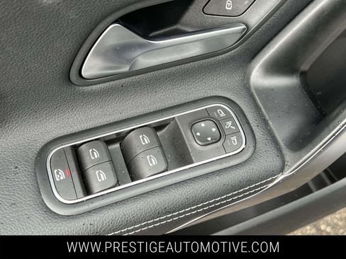 Used 2023 Mercedes-Benz CLA 250 4MATIC image 16