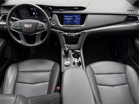 Used 2022 Cadillac XT5 Premium Luxury w/ Technology Package image 11