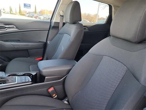 New 2026 Kia Sportage LX image 13