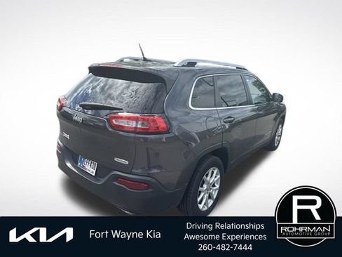 Used 2015 Jeep Cherokee Latitude w/ Comfort/Convenience Group FWD image 6