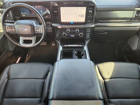 Used 2024 Ford F250 Lariat w/ Black Appearance Package AWD/4WD image 25