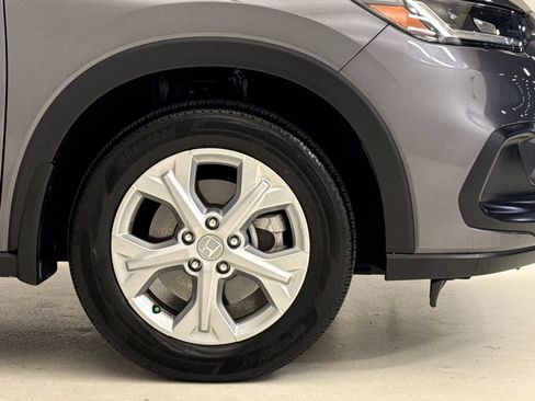 Certified 2025 Honda HR-V LX image 6