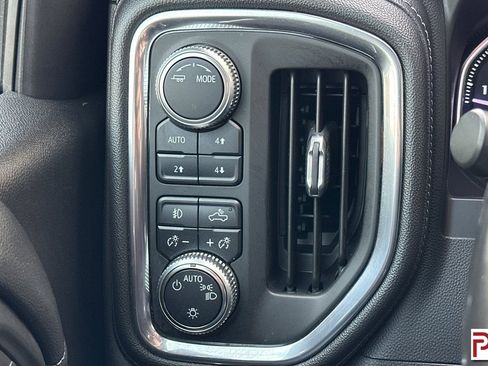 Used 2020 GMC Sierra 1500 Elevation w/ Elevation Value Package image 32