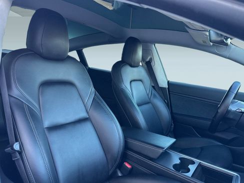 Used 2021 Tesla Model 3 Standard Range Plus image 28
