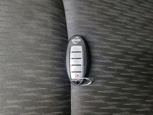 Used 2019 Nissan Rogue SV w/ Sun & Sound Touring Package AWD/4WD image 32