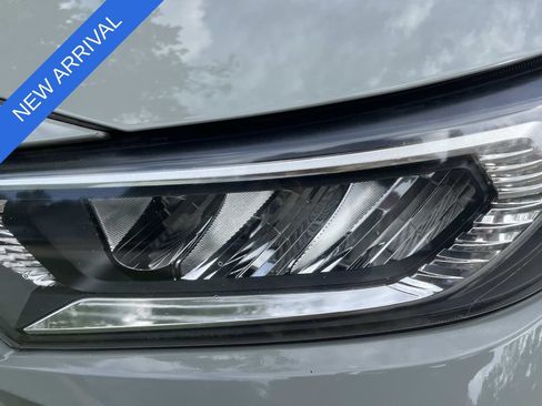 Used 2021 Toyota RAV4 XLE FWD image 9