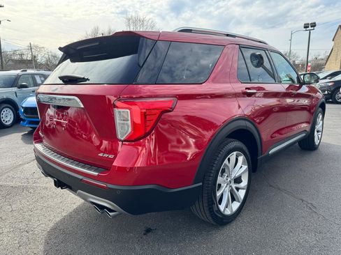 Used 2023 Ford Explorer Platinum w/ Technology Package AWD/4WD image 14