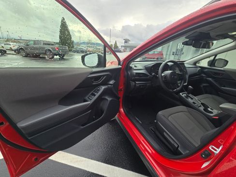 Used 2024 Subaru Crosstrek 2.0i image 16