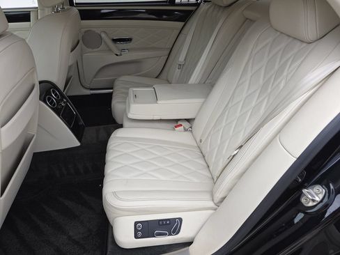 Used 2016 Bentley Flying Spur V8 AWD/4WD image 27