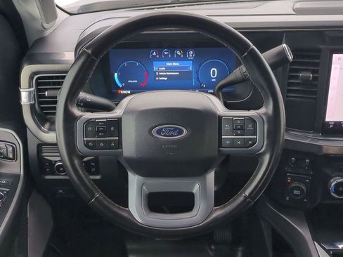 Certified 2025 Ford F350 Lariat w/ Black Appearance Package image 43