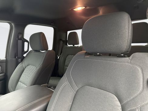 Used 2025 RAM 1500 Big Horn AWD/4WD image 10