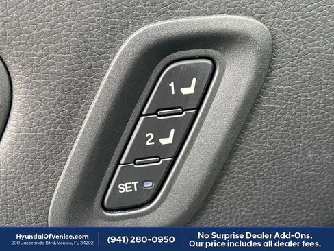 Used 2024 Honda Pilot TrailSport image 8