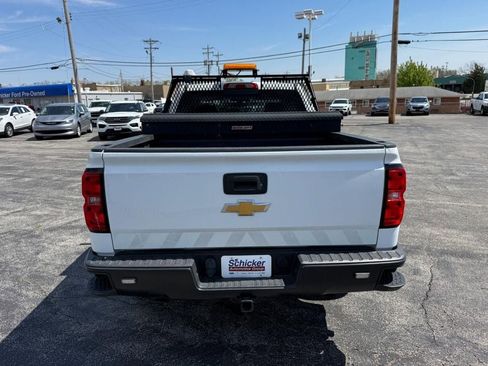 Used 2017 Chevrolet Silverado 1500 W/T w/ WT Convenience Package AWD/4WD image 8