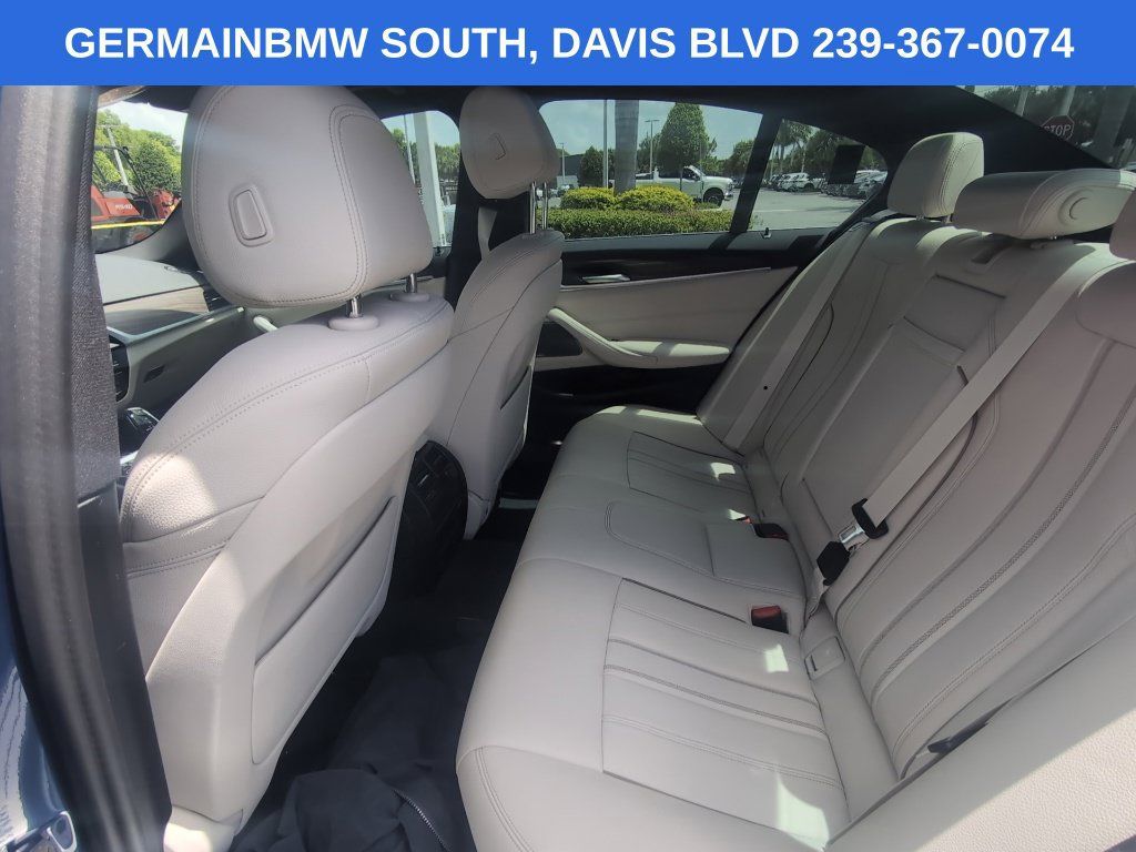 Used 2023 BMW 530i w/ Premium Package RWD image 22