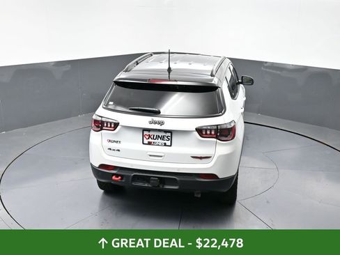 Used 2025 Jeep Compass Trailhawk w/ Trailer Tow Group image 51