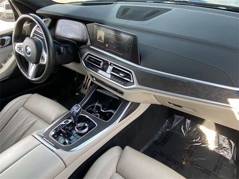 Certified 2021 BMW X7 xDrive40i w/ M Sport Package image 14