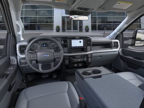 New 2026 Ford F250 XL RWD image 9