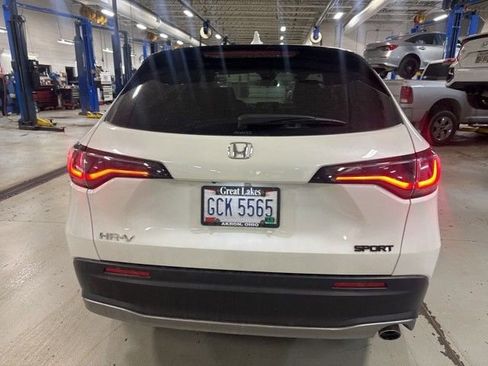 Used 2023 Honda HR-V Sport image 9