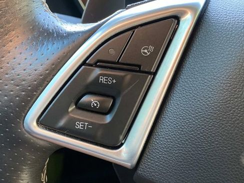 Used 2016 Chevrolet Camaro SS RWD image 18