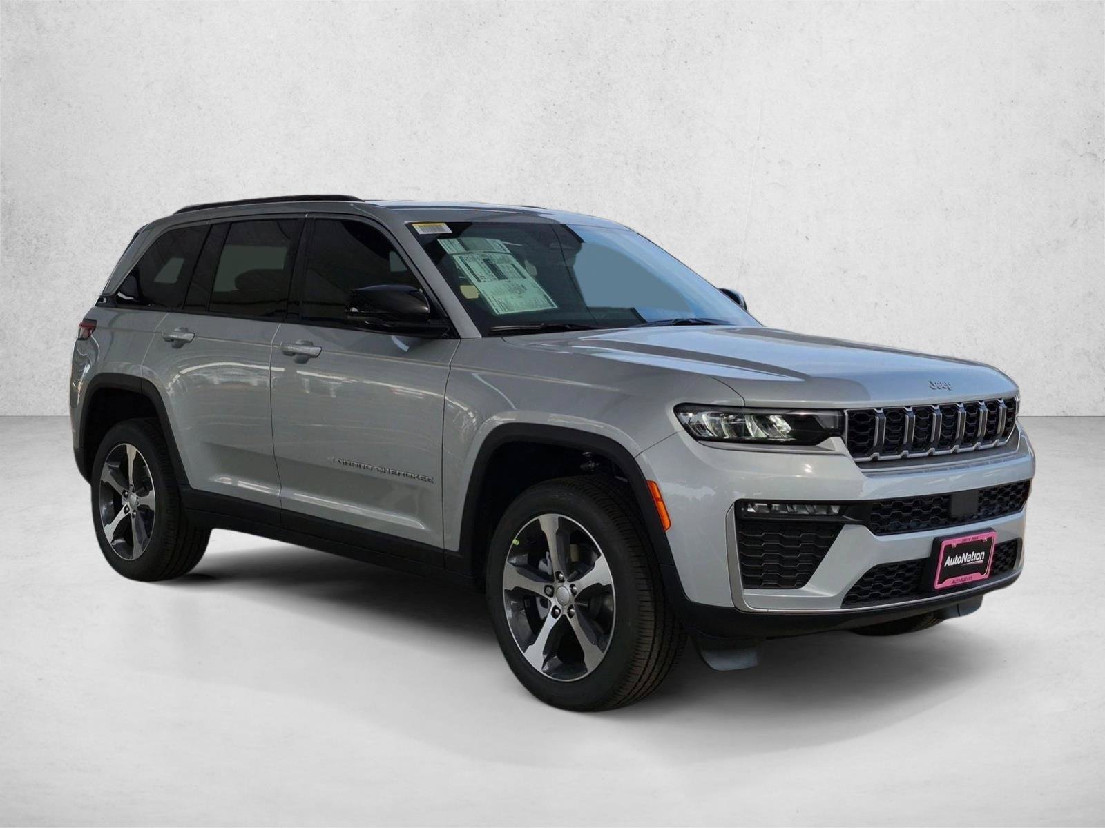 New 2026 Jeep Grand Cherokee Limited AWD/4WD image 6
