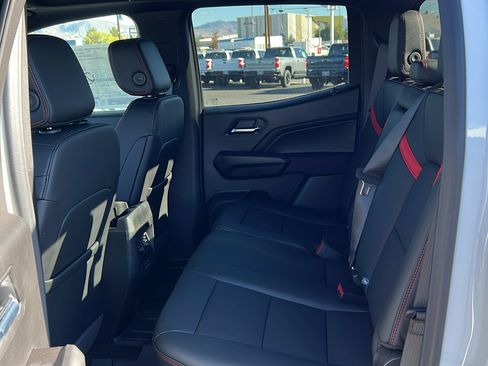 New 2026 Chevrolet Colorado Z71 w/ Technology Package AWD/4WD image 15