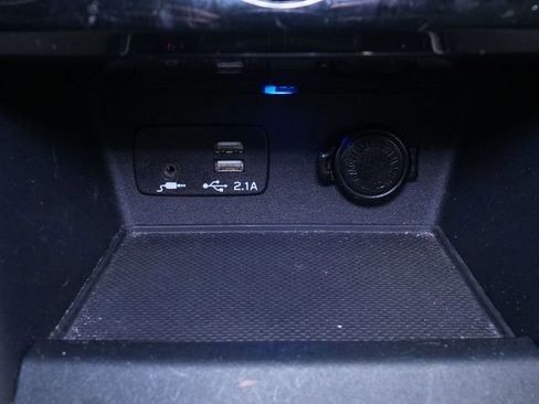 Used 2019 Subaru Forester Limited image 33