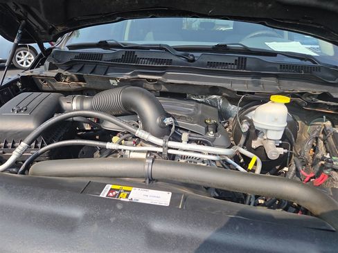 Used 2020 RAM 1500 Tradesman w/ Chrome Plus Package RWD image 14