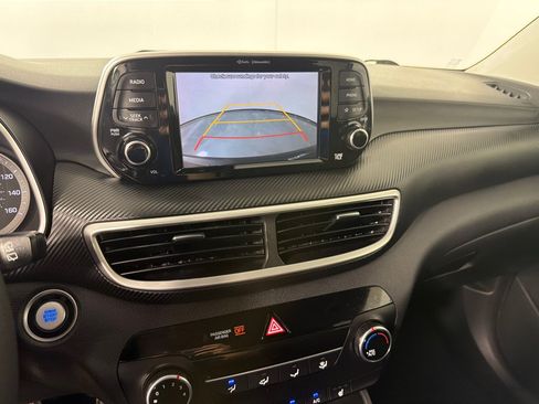 Used 2019 Hyundai Tucson Value w/ Cargo Package AWD/4WD image 17