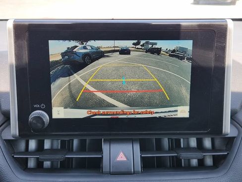 Certified 2025 Toyota RAV4 XLE AWD/4WD image 17