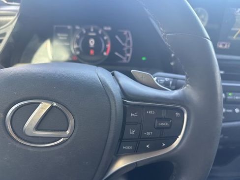 Used 2022 Lexus ES 350 w/ Premium Package image 16