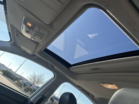 Used 2012 Subaru Impreza 2.0i Limited image 20