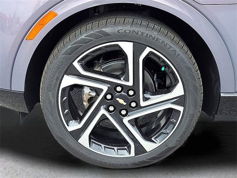 New 2026 Chevrolet Equinox EV LT image 9