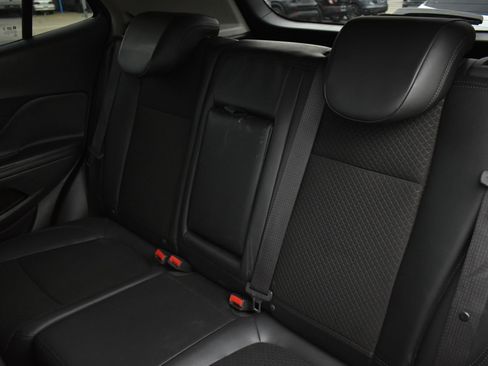 Used 2019 Buick Encore Preferred w/ Safety Package image 17