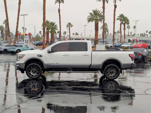 Used 2021 Nissan Titan Platinum Reserve w/ Moonroof Package image 3