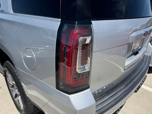 Used 2015 GMC Yukon SLT AWD/4WD image 7