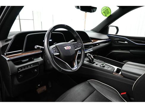 Used 2024 Cadillac Escalade Premium Luxury w/ LPO, Floor Liner Package AWD/4WD image 9