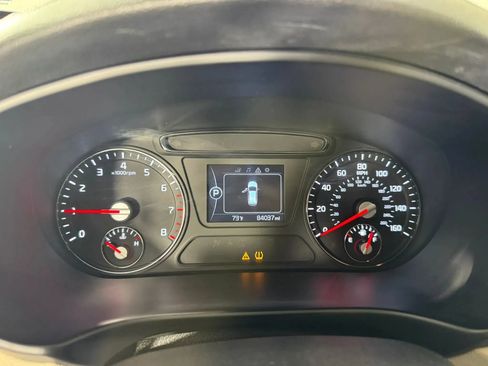 Used 2017 Kia Sorento AWD image 14