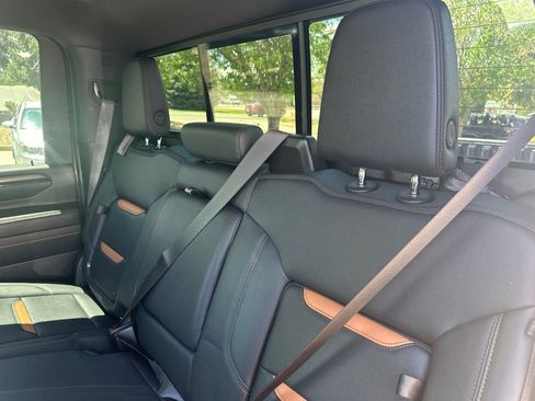 Used 2024 GMC Sierra 2500 AT4 w/ AT4 Premium Plus Package AWD/4WD image 20