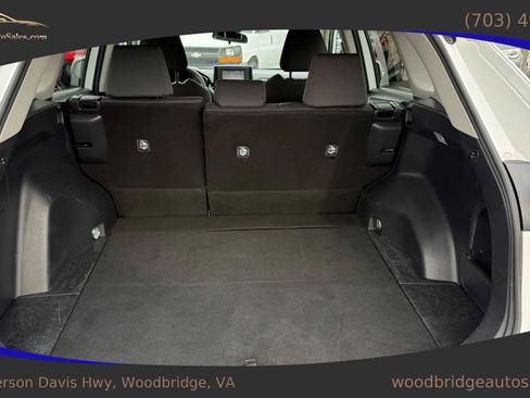 Used 2021 Toyota RAV4 XLE image 34