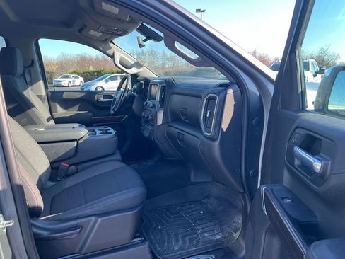 Used 2021 Chevrolet Silverado 1500 LT w/ Bed Protection Package image 10