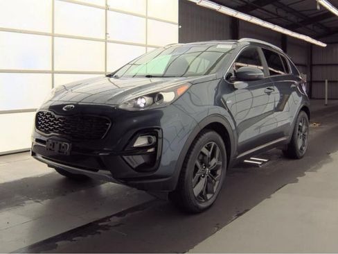 Used 2020 Kia Sportage S AWD/4WD image 2
