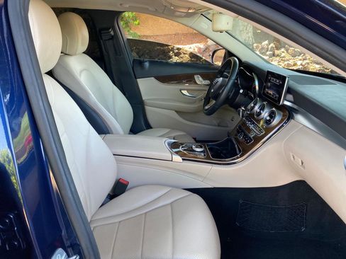 Used 2018 Mercedes-Benz C 300 Sedan image 53