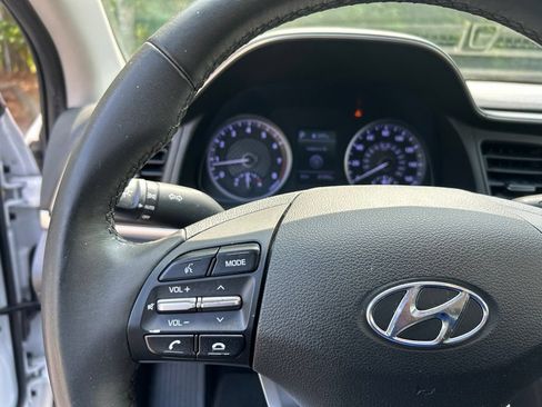 Used 2020 Hyundai Elantra Value Edition w/ Cargo Package (C1) FWD image 23