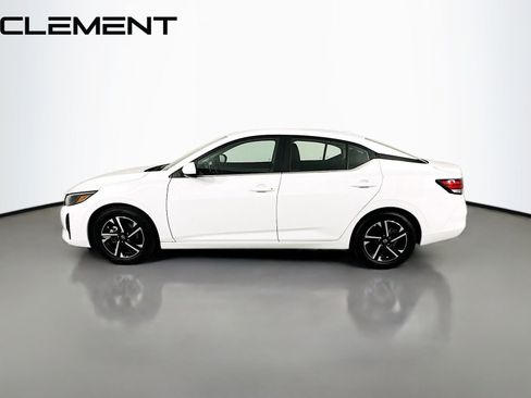 Used 2025 Nissan Sentra SV FWD image 6