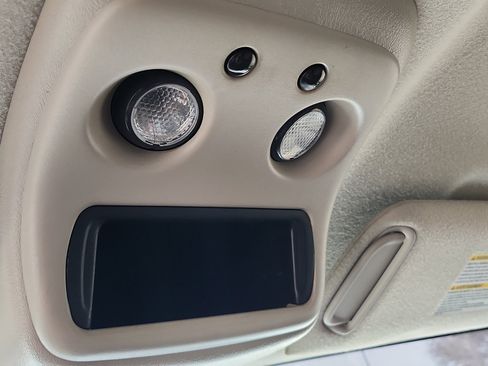 Used 2005 Chevrolet Silverado 2500 LS w/ Heavy-Duty Power Package image 29